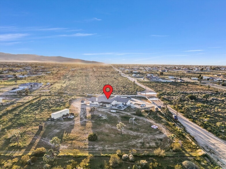 More Photos Of 10439 Mesa St, Oak Hills Multifamily For Sale