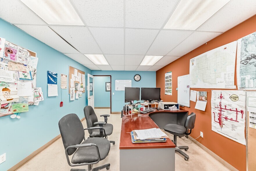 More Photos Of 116 Orchard Way, Strathmore Service For Lease