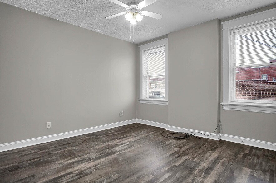 More Photos Of 6830 Gravois Ave, Saint Louis Storefront Retail Office For Lease