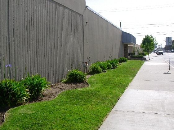 More Photos Of 902 W 18th St, Costa Mesa Warehouse For Lease