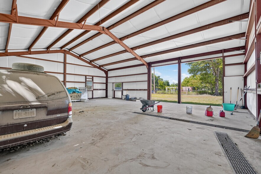 More Photos Of 0 Hwy 80, Mineola Industrial For Sale