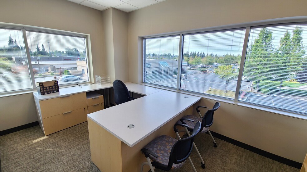 More Photos Of 14201 NE 20th Ave, Vancouver Office For Lease