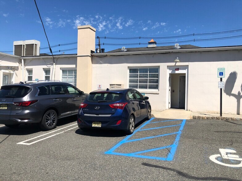 More Photos Of 48 Essex St, Millburn Medical For Lease