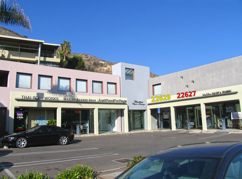 Primary Photo Of 22627 Pacific Coast Hwy, Malibu Storefront For Lease