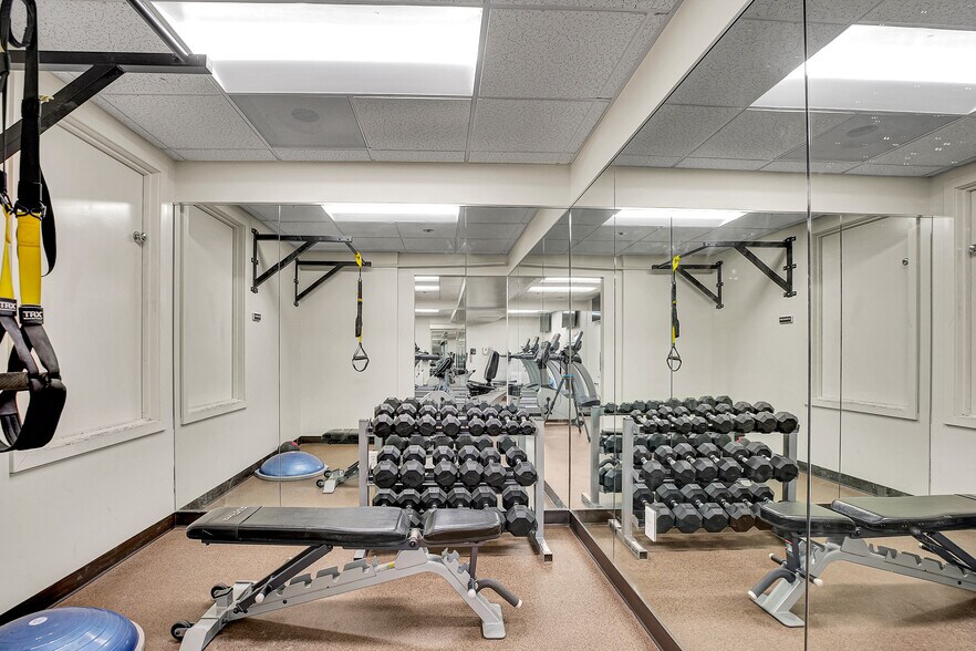 More Photos Of 838 SW 1st Ave, Portland Office For Lease