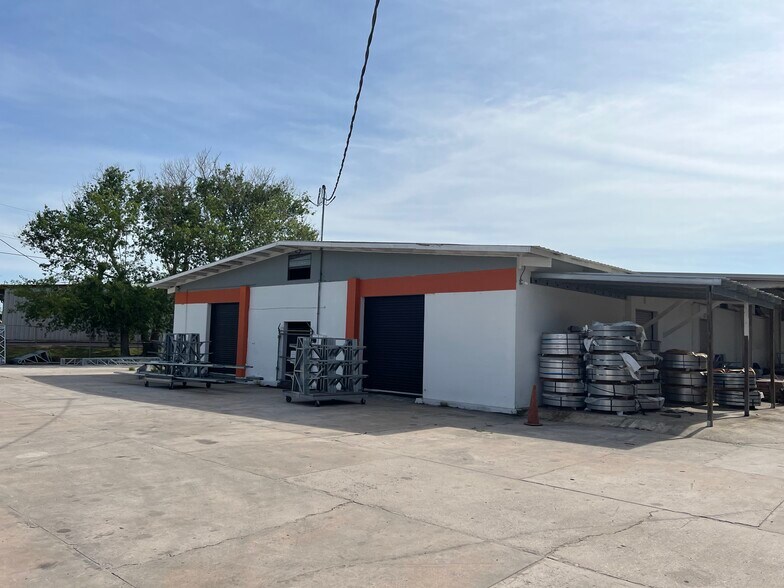 More Photos Of 1200 S John Young Pky, Kissimmee Auto Repair For Sale