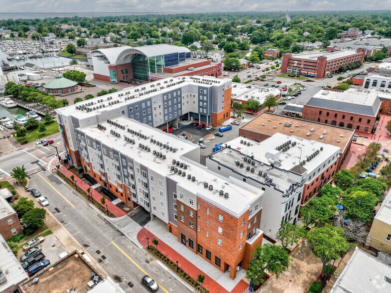 More Photos Of 27 S King St, Hampton Apartments For Lease