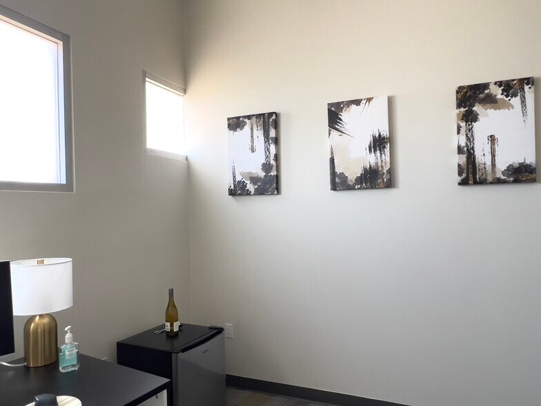 More Photos Of 7507-7511 E McDonald Dr, Scottsdale Office For Lease