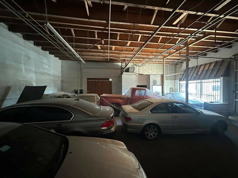 More Photos Of 5436 Holt Blvd, Montclair Auto Repair For Lease