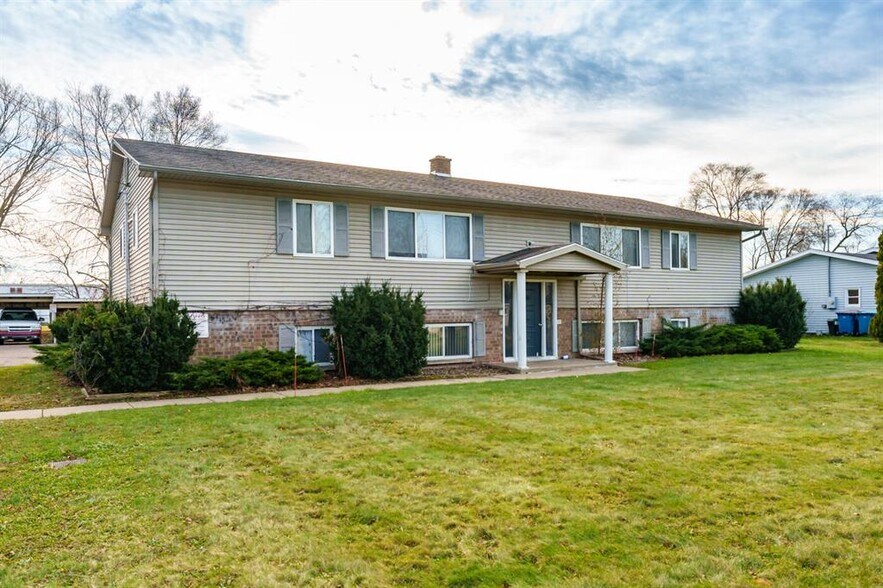 Primary Photo Of , Battle Creek Multifamily For Sale