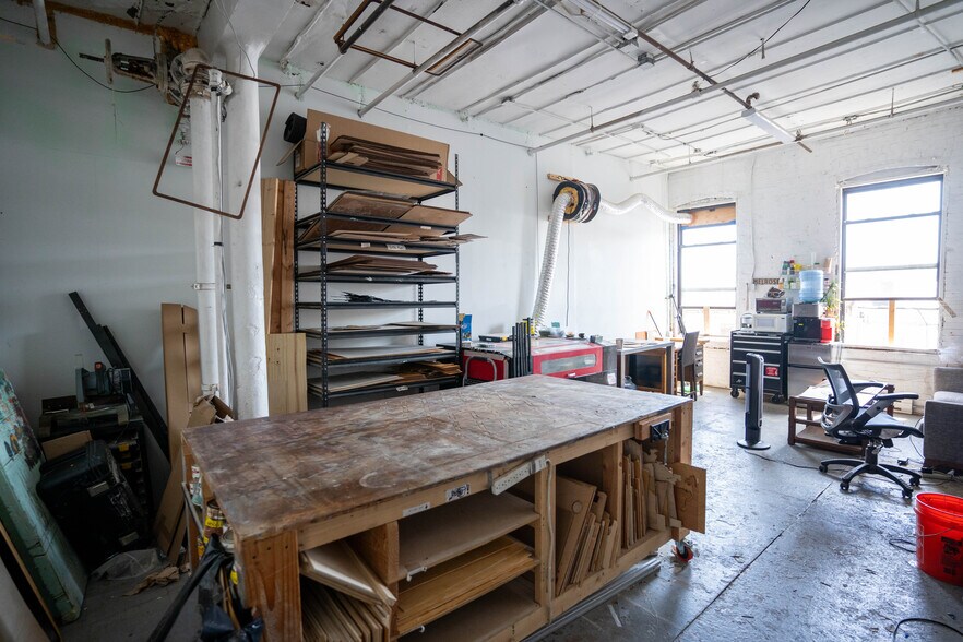 More Photos Of 238 Melrose St, Brooklyn Office Residential For Sale