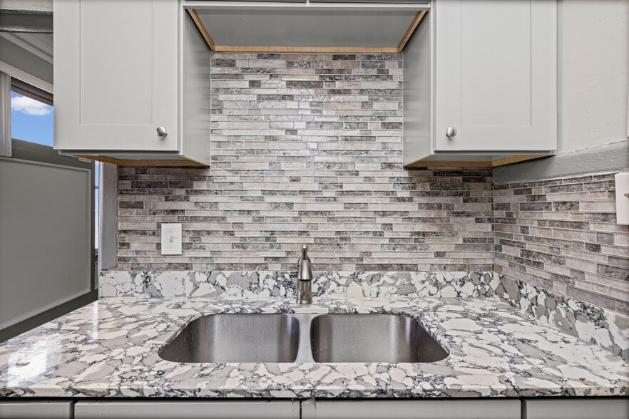 More Photos Of 1197 Virginia Park St, Detroit Apartments For Sale