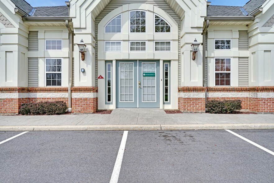 More Photos Of 1386 US Highway 22, Lebanon Unknown For Lease