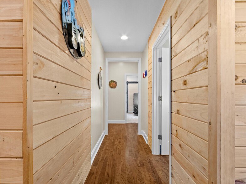 More Photos Of 127 Deer Hill Ln, Weaverville Specialty For Sale