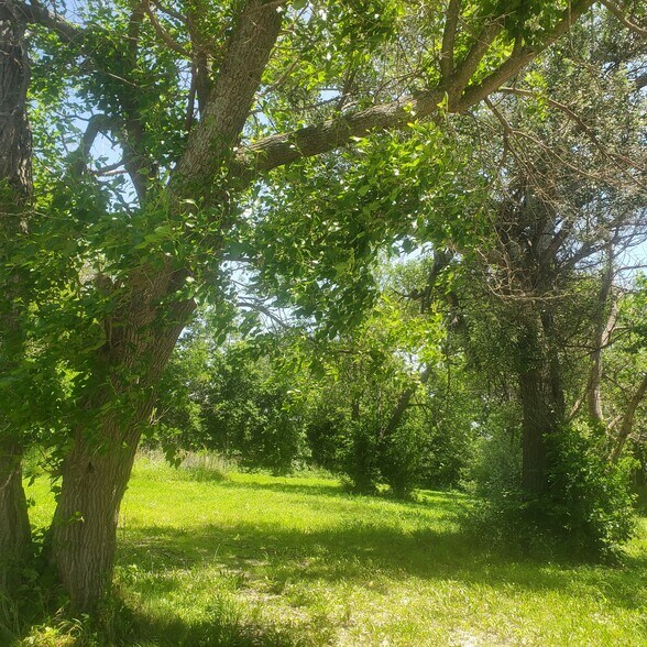 More Photos Of 524 N 6th St, Osage City Land For Sale