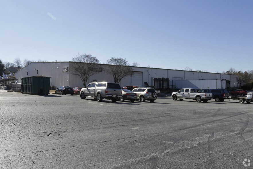More Photos Of 154 Metro Ct, Greer Distribution For Lease