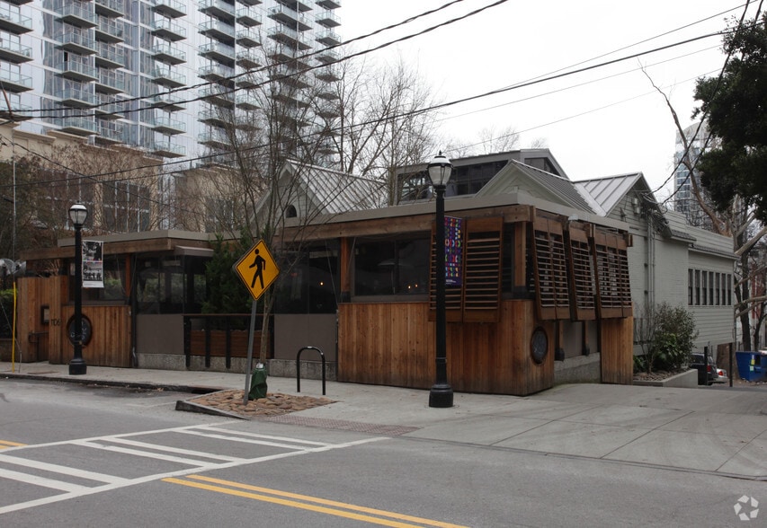 More Photos Of 1106 NE Crescent Ave, Atlanta Restaurant For Lease