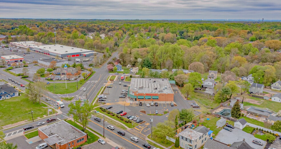 More Photos Of 180 Bridgeton Pike, Mantua Drugstore For Sale