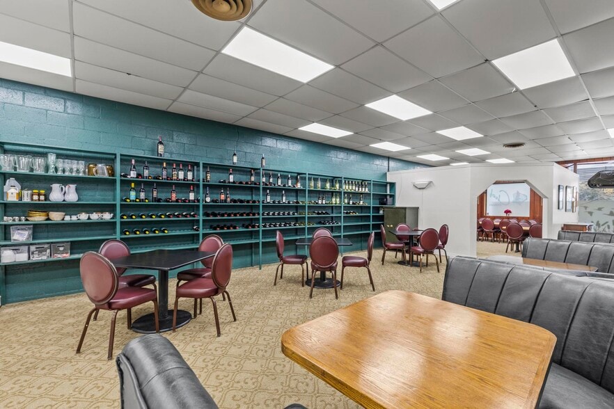 More Photos Of 348 Market St, Colusa Restaurant For Sale