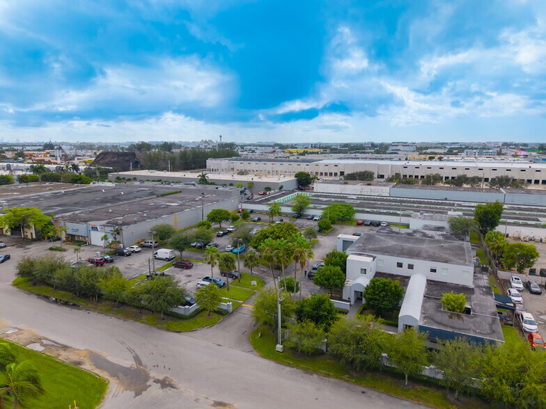 More Photos Of 7500 NW 52nd St, Miami Medical For Lease