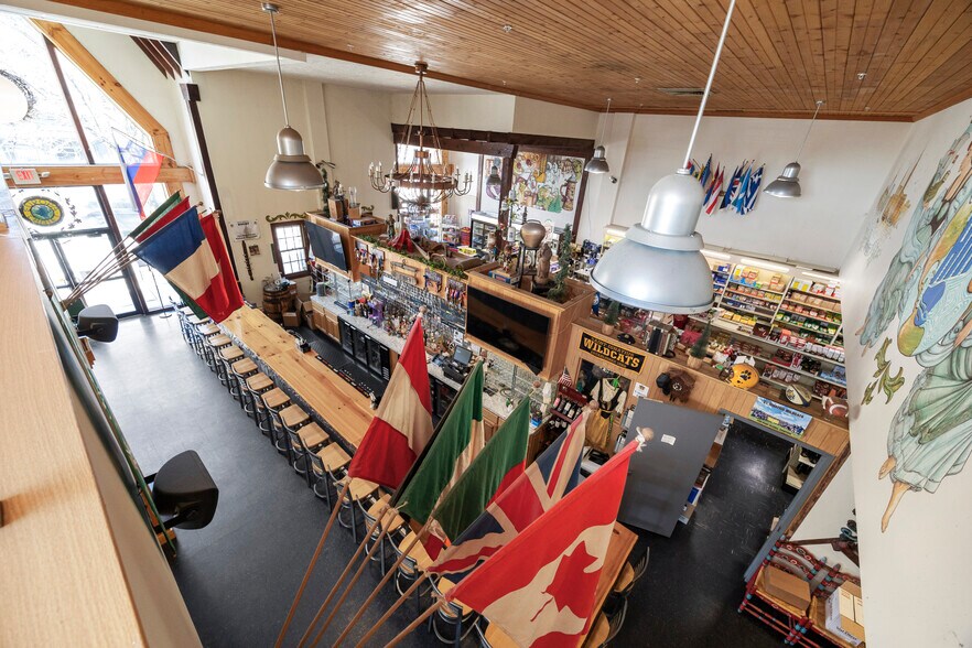 More Photos Of 2717 Lorain Ave, Cleveland Restaurant For Sale