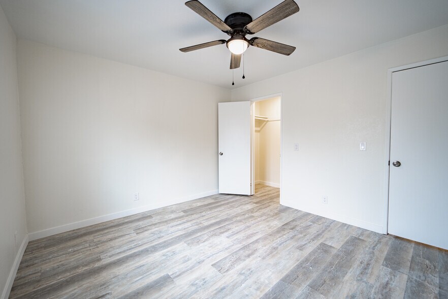 More Photos Of 331 E Washington Ave, Escondido Apartments For Sale