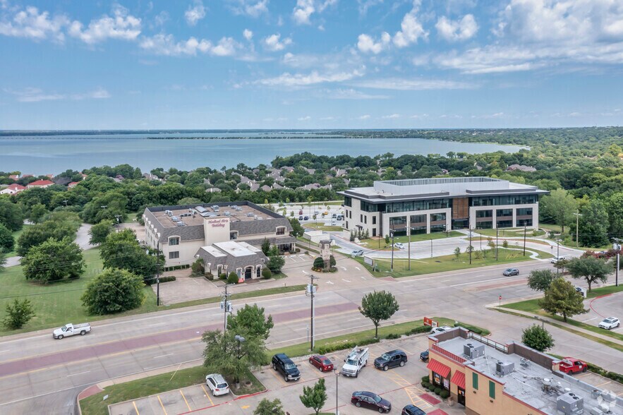 More Photos Of 2504 Ridge Rd, Rockwall Medical For Lease