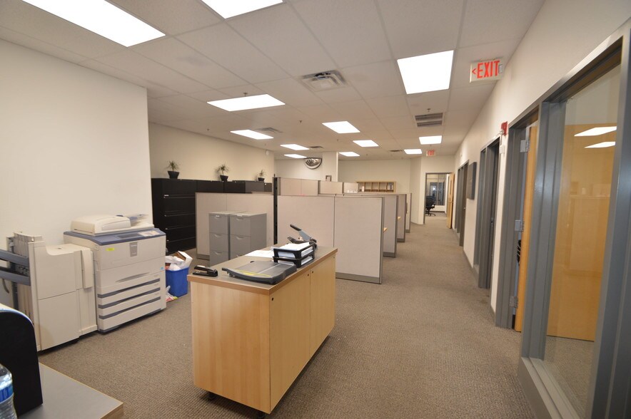 More Photos Of 2075 S Cottonwood Dr, Tempe Medical For Lease