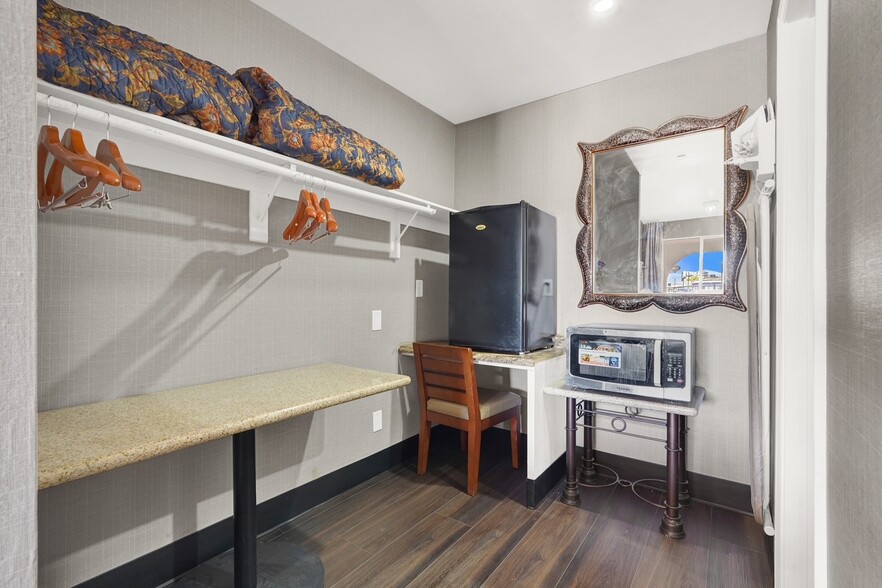 More Photos Of 2855 Fremont St, Las Vegas Hotel For Sale