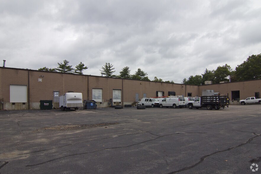 More Photos Of 106 Longwater Dr, Norwell Warehouse For Lease