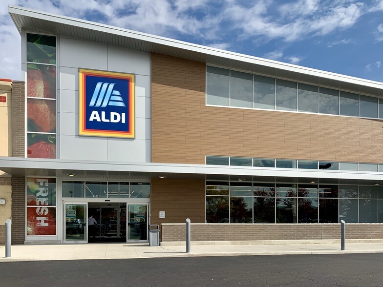 More Photos Of 1780-1988 Hilliard-Rome Rd, Hilliard Unknown For Lease