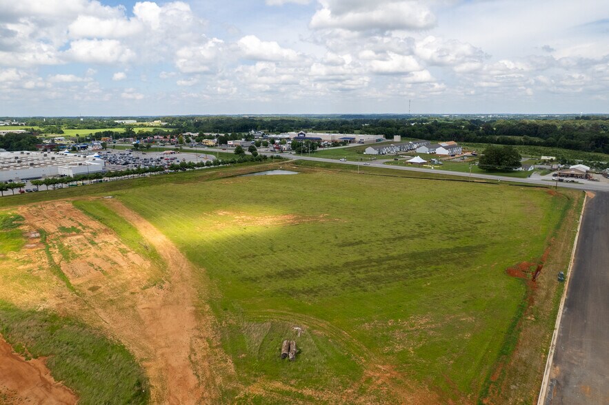 More Photos Of Nashville Rd @ VFW Road, Franklin Land For Sale