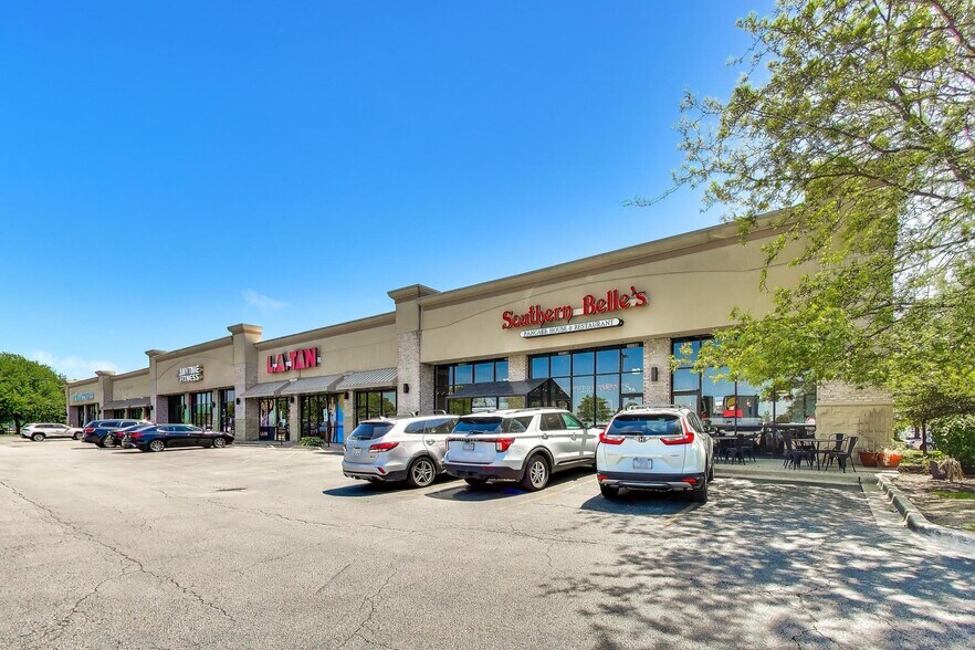 More Photos Of 58-98 E Schoolhouse Rd, Yorkville General Retail For Sale