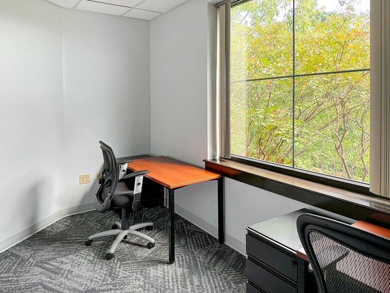 More Photos Of 2500 Regency Pkwy, Cary Coworking Space