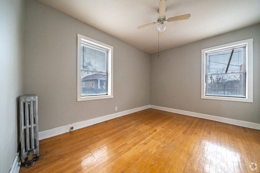 More Photos Of 1210 W 83rd St, Chicago Apartments For Sale