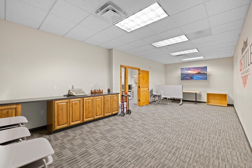 More Photos Of 811-867 N 900 W, Orem Medical For Sale