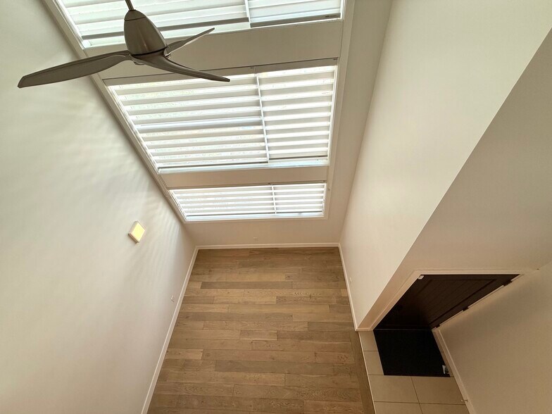 More Photos Of 613 3rd Ave NE, Calgary Apartments For Sale