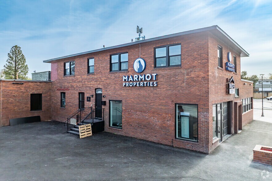 Primary Photo Of 960 S Virginia St, Reno Warehouse For Sale