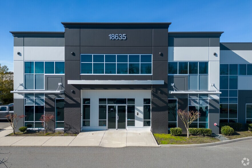 More Photos Of 18635 52nd Ave, Surrey Warehouse For Lease