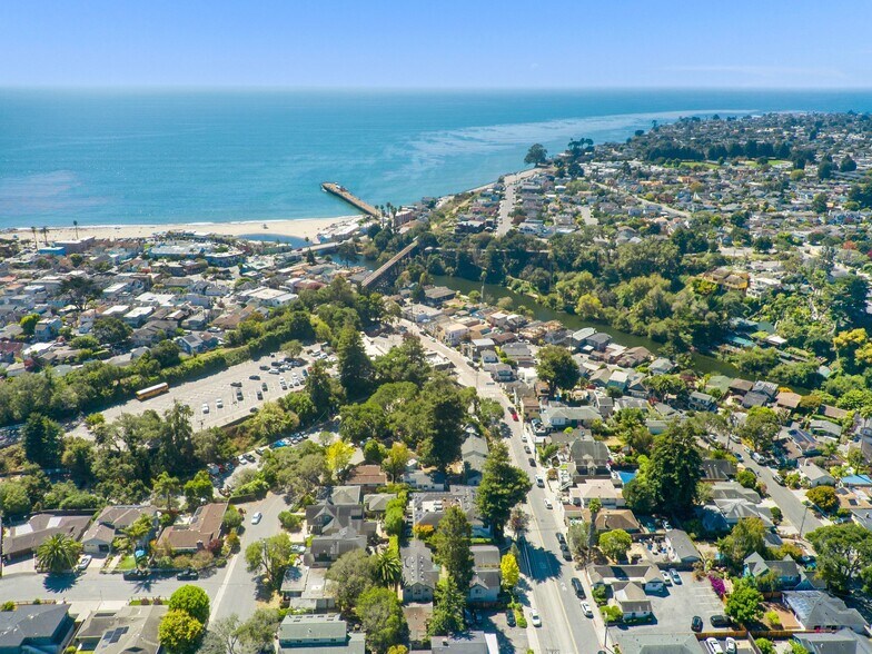 More Photos Of 516 Capitola Ave, Capitola Multifamily For Sale