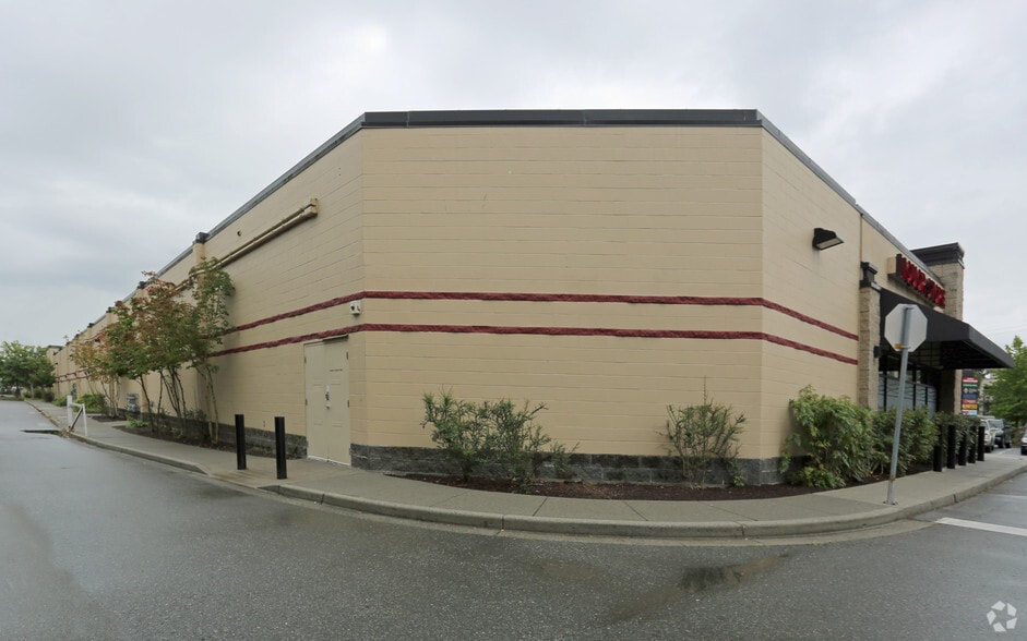 More Photos Of 20821 Fraser Hwy, Langley Freestanding For Lease