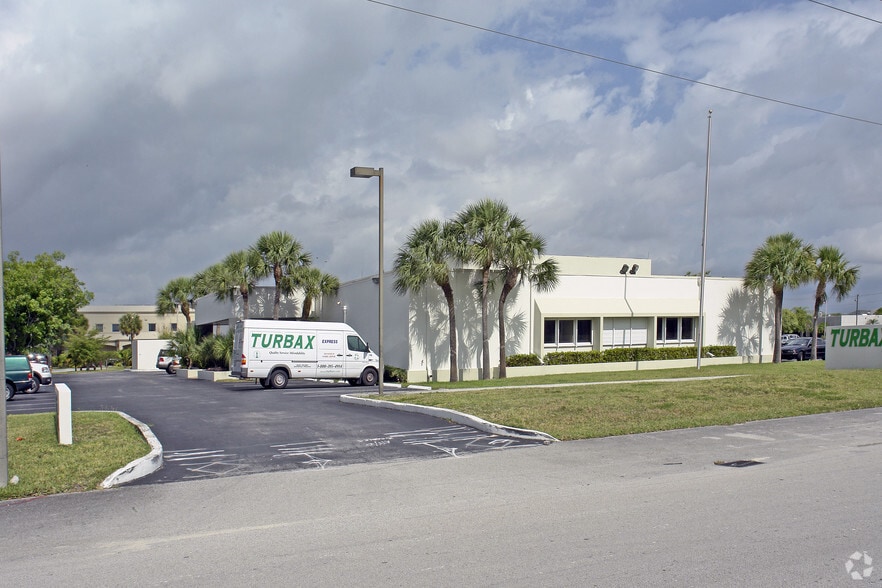 More Photos Of 14150 SW 119th Ave, Miami Manufacturing For Lease