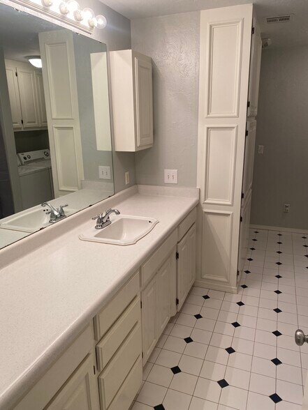 More Photos Of 4444 Morgan Rd NE, Piedmont Warehouse For Lease