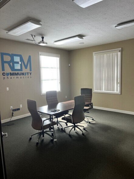 More Photos Of 7668 Paragon Rd, Dayton Medical For Lease