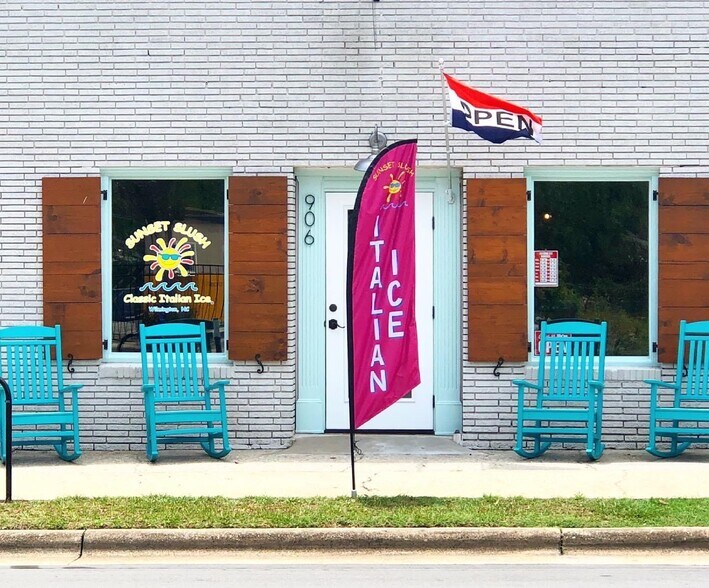 More Photos Of 902 S Castle St, Wilmington General Retail For Sale