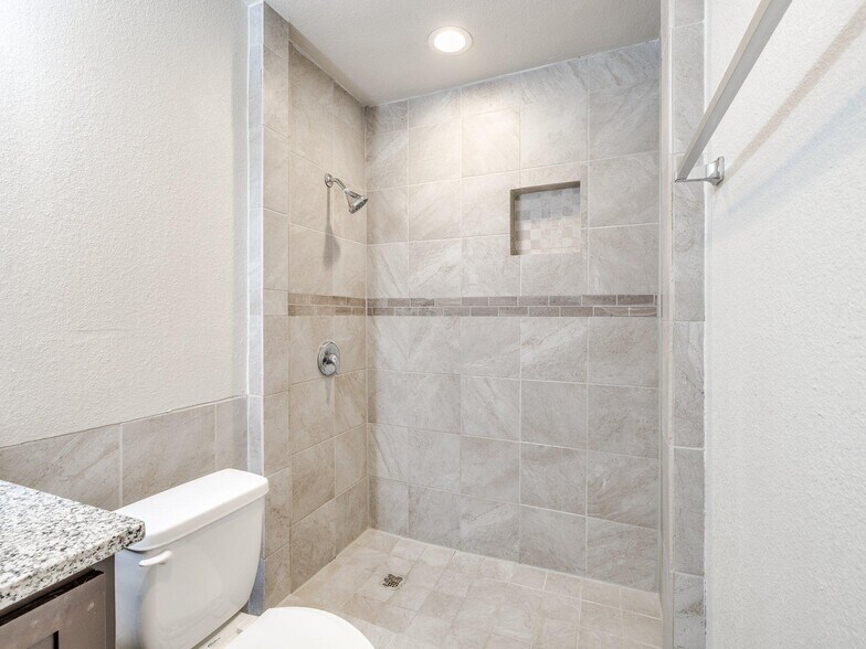 More Photos Of 100 Lorenz Rd, San Antonio Apartments For Sale