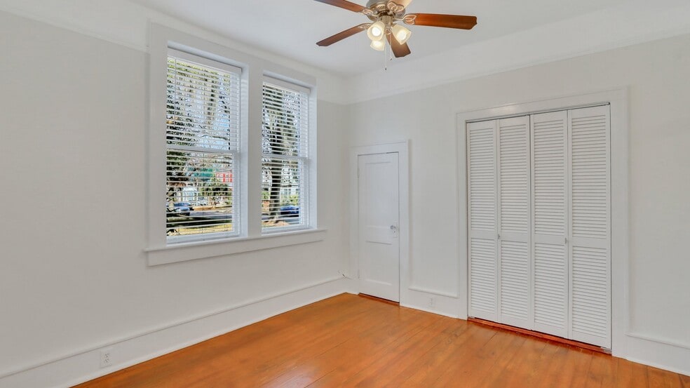 More Photos Of 923 E Park Ave, Savannah Apartments For Sale