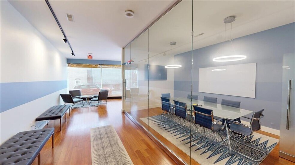 More Photos Of 109 E Main St, Glasgow Storefront Retail Residential For Lease