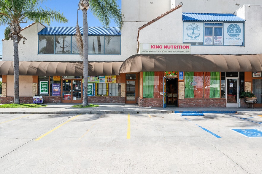 More Photos Of , Santa Ana General Retail For Sale