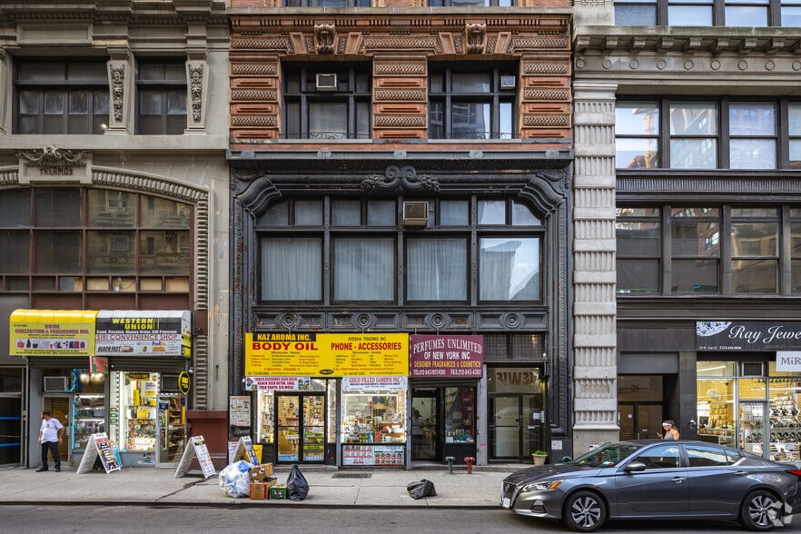 More Photos Of 31 W 31st St, New York Apartments For Sale